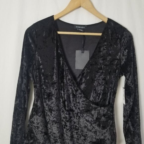 NWT Trouve velvet black V-neck body suit size S (130) - Picture 9 of 10